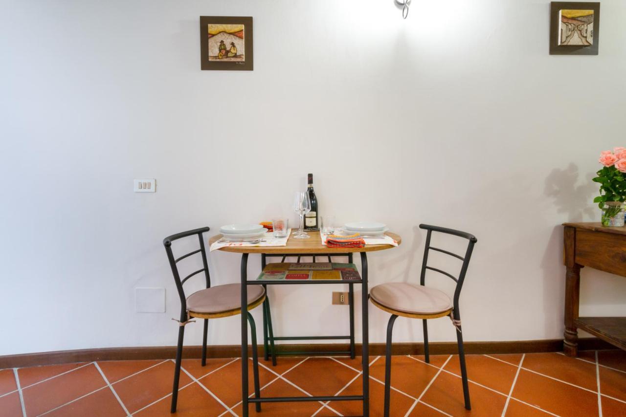 Parma Portici Antichi Monolocale A 5 Min Dal Duomo Apartment ภายนอก รูปภาพ